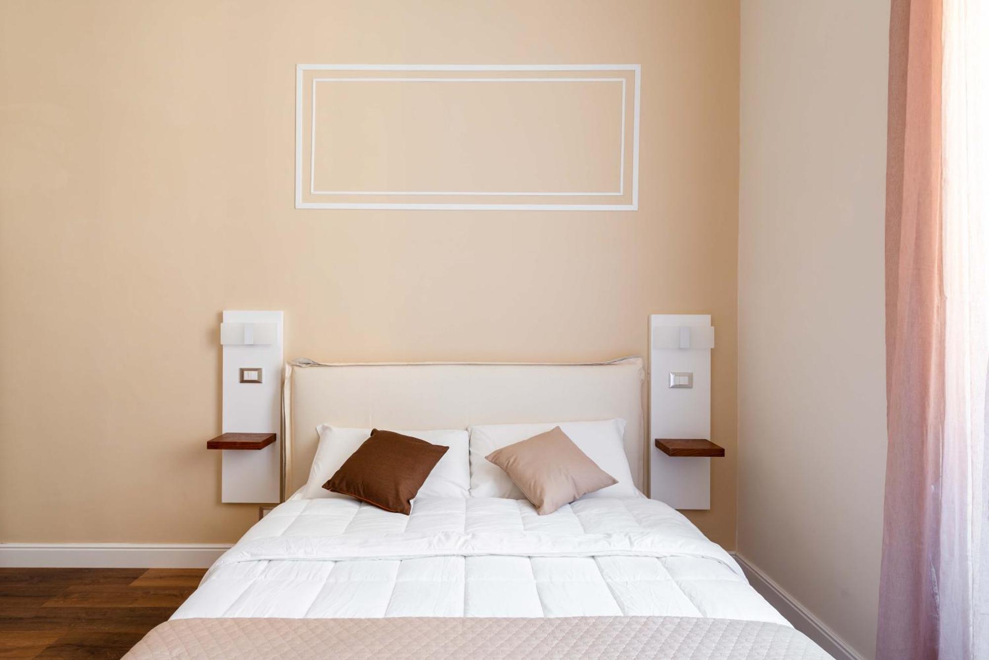 Clavdia Flat, Rome